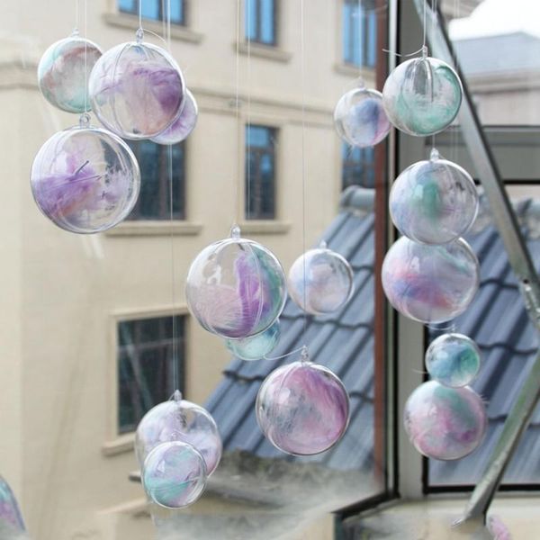 

10pcs/set transparent plastic ball with feather festival decoration balls for home party courtyard shopping mall
