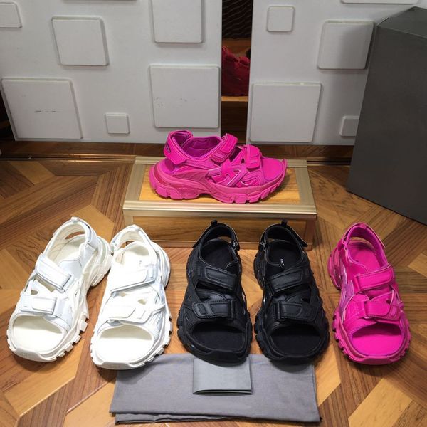 

with box paris triple 2.0 s retro open toe sandals fashion velcro beach shoes designer shoes old dad casual shoes luxury outdoor classic ori, Black