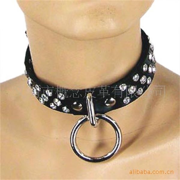 

fun products with nail traction chain neck cover toy set, Black;white