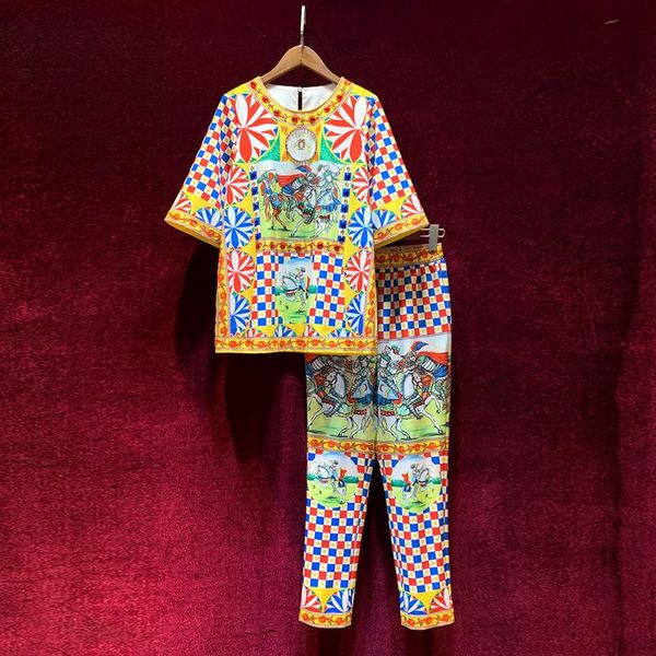 

women's two piece pants european and american summer 2021 beaded printed t-shirt five-minute sleeves nine minutes of fashion suits, White