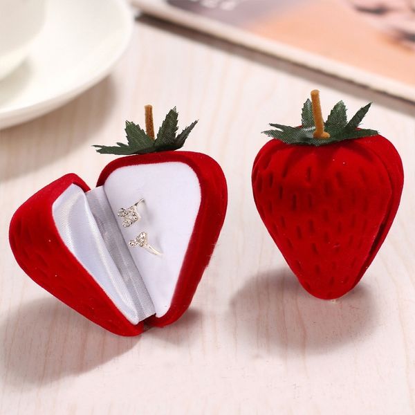 

1 pcs red strawberry box form velvet ring storage case jewelry box ring protector flocking gift box, Black;white