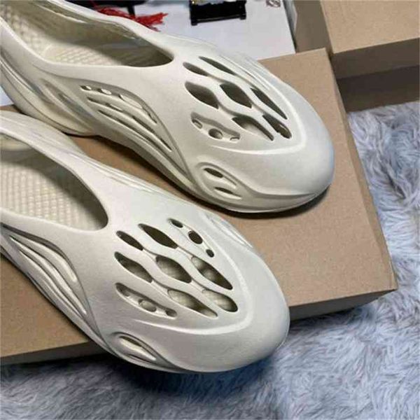 

fashion brand slippers foam men super great quality runner outdoor basketball football soccer sneakers sports sandal leisure gift summer par, Black