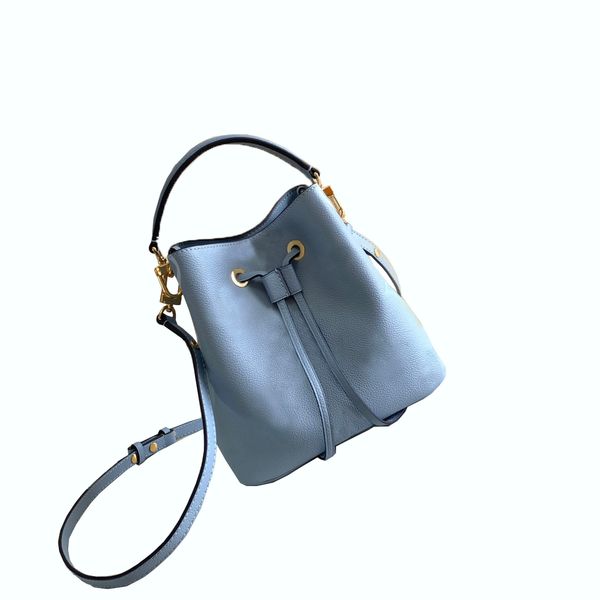 

2021 the latest fashion luxury designer bag, europe and the most popular selling women bucket bag, single shoulder bag. 2 color all real lea