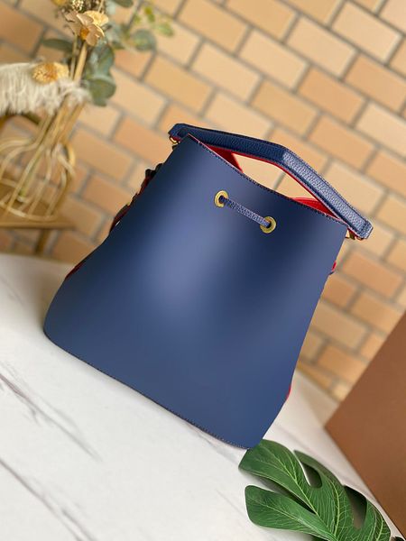 

2021 women luxurys designers bags fashion large capacity