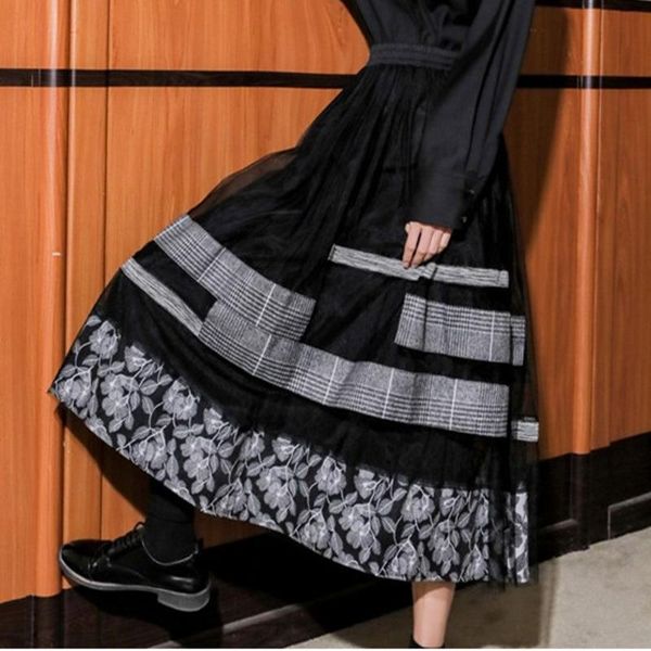 

skirts lanmrem 2021 spring colorblock print patchwork color skirt women vintage a-line fashion high street big swing pc927, Black