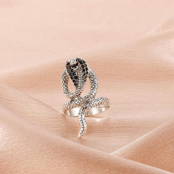 

cluster rings retro punk snake ring for men women exaggerated antique siver color fashion personality stereoscopic opening adjustable, Golden;silver