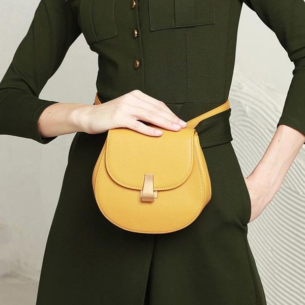 

autumn luxury women waist bag fanny pack fashion pu leather diagonal belt bags trend texture female saddle