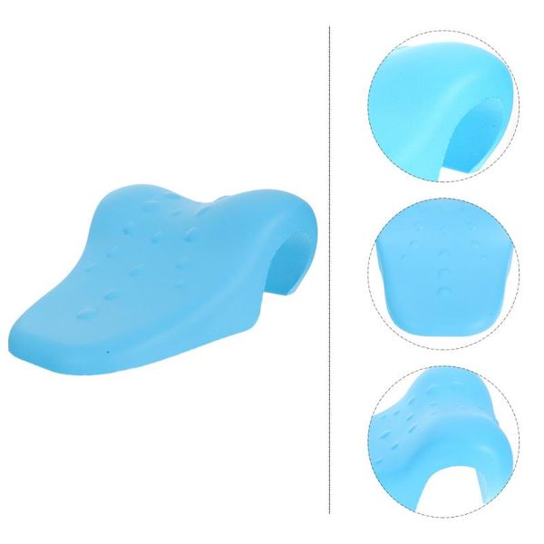 

pillow traction neck shoulder relax cervical support