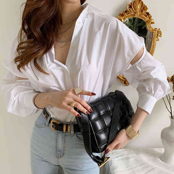 

chic turn-down collar spring summer blusas women white shirts blouses full sleeve hollow out female puff-sleeve 210427