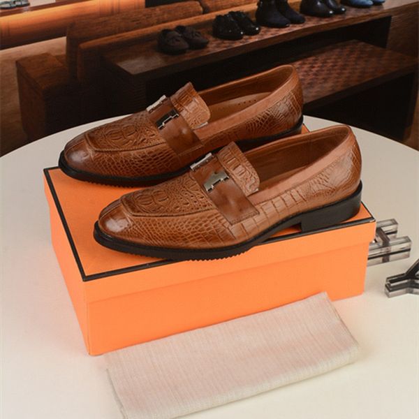 Förderung 2021 Frühling Männer Samt Loafer Party Hochzeit Schuhe Europa Stil Schwarz Braun Grau Samt Hausschuhe Fahren Mokassins 38-45