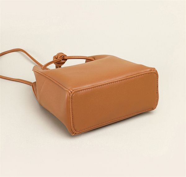 

lady bucket bag fashion vintage soft leather handbags child and mother bag leisure single shoulder messenger women's bags purses