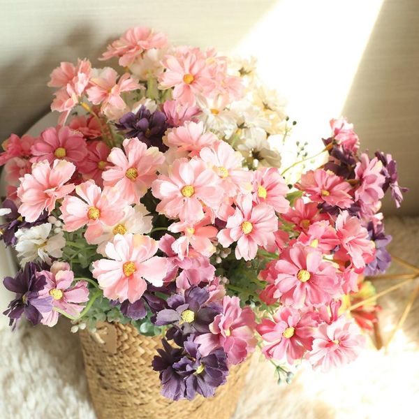 

decorative flowers & wreaths selling 2021 products artificial silk fake daisy chrysanthemum leaf floral wedding home decor decoration
