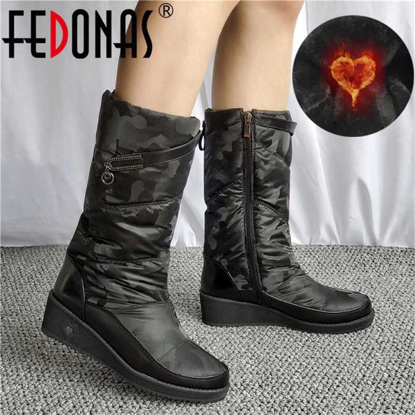 Moda Mulheres Confortáveis ​​Botas de Neve Cores Misturas Preocupadas Saltos Altos Sapatos Mulher Quente Outono Inverno Longo 210528