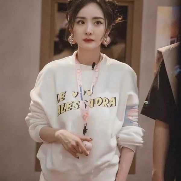 

2021 early autumn new secret room big escape yang mi's letter printed round neck pullover women's sweater, Black