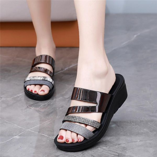 

slippers casual on a wedge shoes slides slipers women luxury rubber 2021 flat summer pu rome basic female slip, Black