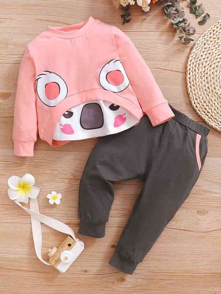 

baby cartoon graphic pullover & sweatpants she, White