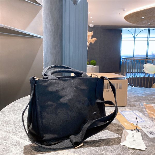

louis vutton baglarge-capacity urban bags shopping bag women luxurys designers 2021 handbag for travel and office shoulder handbags high-qua