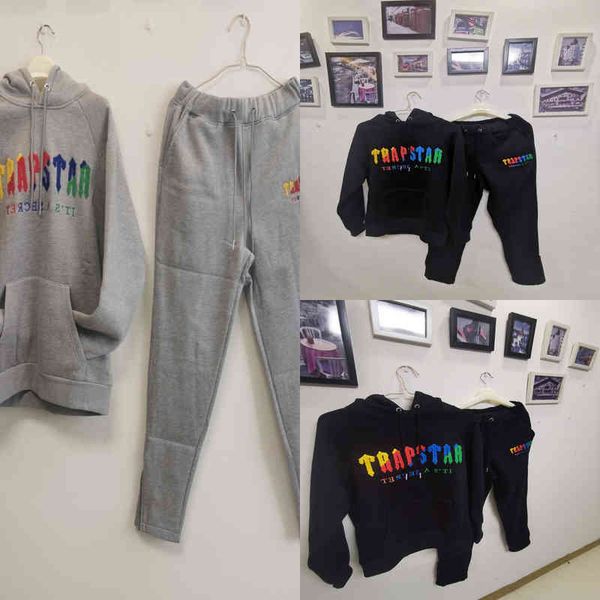 

2022 limited tracksuit edition trapstar hoodie london spring and autumn prototype brand s-xl men's women's fashion embroidery colo, Gray