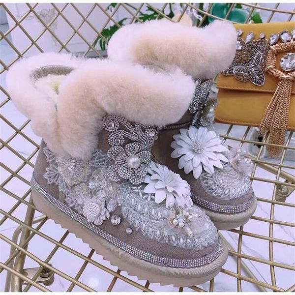 

boots 2021 tide brand heavy three-dimensional flower rhinestone leather lining ladies sheepskin no. 1 snow, Black