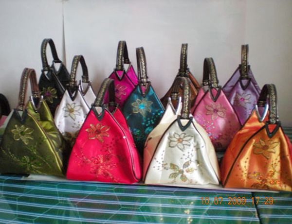 

classic triangle evening bags satin silk bag,gift bags handbags purse coin bag,present bag 30pcs/lot#1746