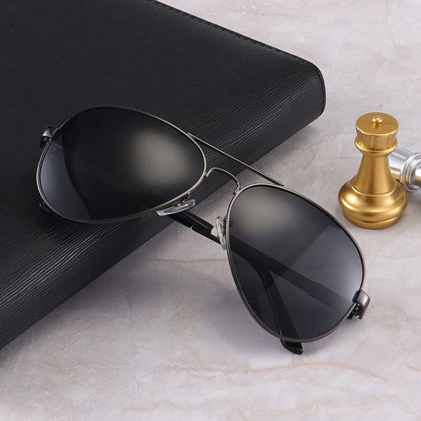 

sunglasses summer travel must-have classic outdoor sports glasses fashion trend beach frames multi-color optional with box, White;black