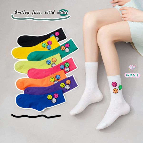 

autumn and winter women's socks smiling face cartoon sticker tide street cotton personalized middle tube, Black;white