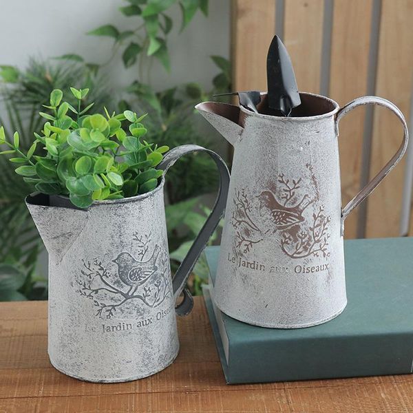 

watering equipments iron can with branch bird pattern high capacity vintage old gardening irrigation tool flower plants shower for garde