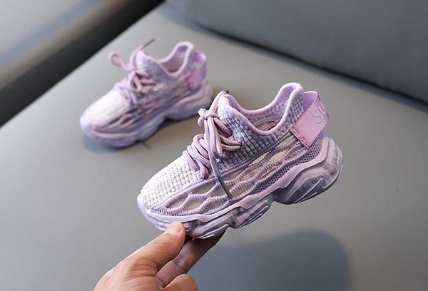 

toddler fashion shoes 2021 new girls flying woven sneakers kids sneakers luxury brand boys mesh tennis shoes size : 21-30 g1025, Black;red
