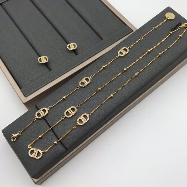 

70% off outlet online 2021 new necklace, women's design letter family bracelet, qingshe street earrings, Black