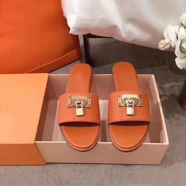 

summer fashion beach leathe slippers cartoon big head flat shoe l letters woman shoes metal lock with box size 35-42, Black