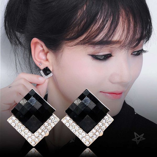 

() new style imitation crystal in 2021 women's republic of korea exaggerated temperament square diamond earrings, Black
