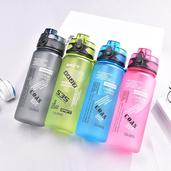 

water bottles 1000ml outdoor sports bottle plastic creative design buckle press to open leak proof h1181