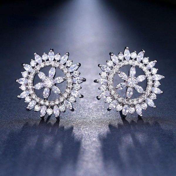 

stud trendy vintage hollow white round earrings female romantic elegant jewelry for women daily wearing dinner meeting date gift, Golden;silver