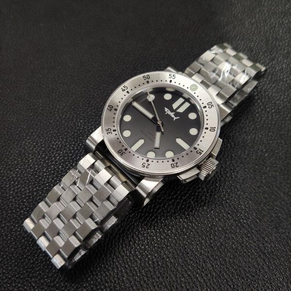 

wristwatches steeldive 1990 british original design 500m diving watch men automatic sapphire crystal brushed + polished 316l steel dive, Slivery;brown