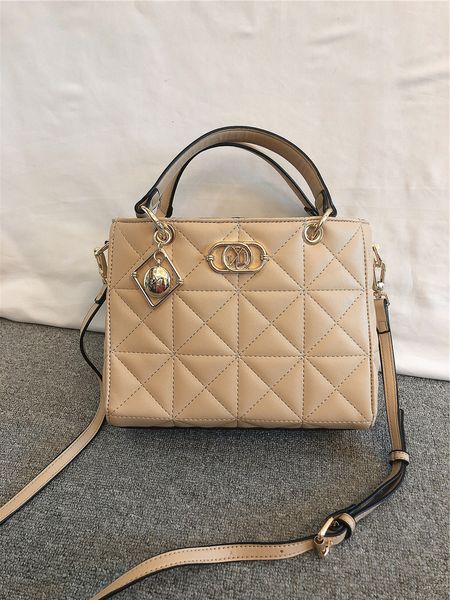 

lyn accs new small fragrance lingge car line princess bag portable one shoulder women's
