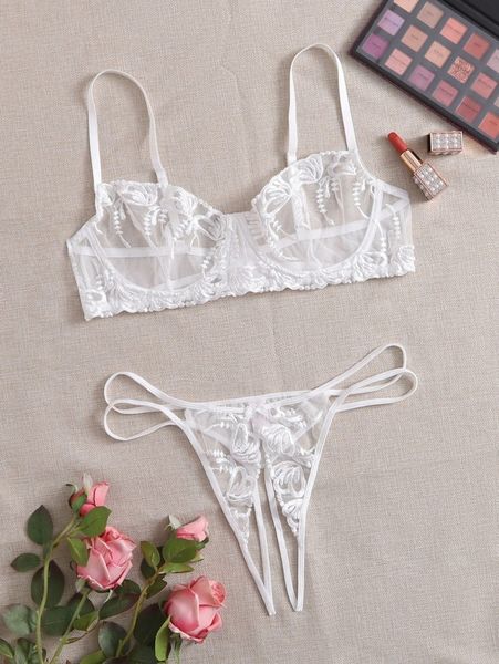 

plus embroidered mesh underwire crotchless lingerie set b9xt#, Black;white