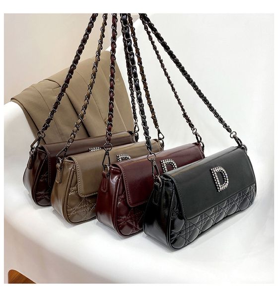 

family simple texture soft face small women's fashion new messenger bag pu single shoulder chain portable han banchao