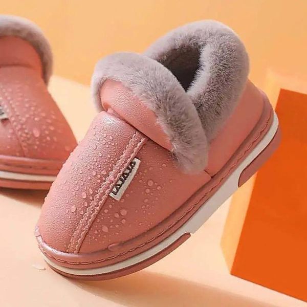 Pantofole per bambini Indoor 2022 scarpe calde invernali per bambini pavimento di casa PU impermeabile in cotone antiscivolo Chaussure Femme