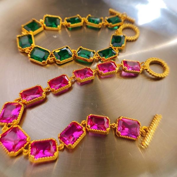 

link, chain brand 2021 fashion accessories original design luxury retro emerald bracelet brass plated 18k gold for lady wholesale, Black