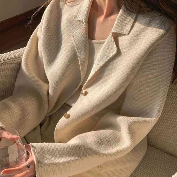 

2021 autumn new korean dongdamen wool soft lapel button knit cardigan, Black