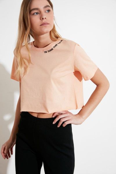 

women's t-shirt trendyol embroidery detail crop thmss21ts0974, White