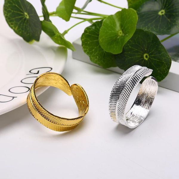 

1pieces of alloy leaf napkin buckle western restaurant ring for home decoration wedding party rings