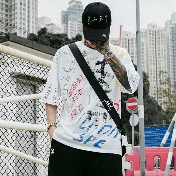 

personalized graffiti print 3 / 4 loose hip hop short sleeve t-shirt, White;black