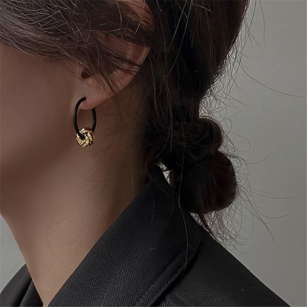 

hoop & huggie aomu french retro simple metal knotted ear buckle black circle fashion earrings for women jewelry personality gifts, Golden;silver