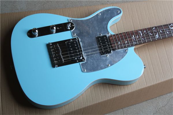 

6 strings left handed white electric guitar with maple fretboard