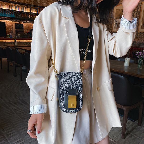 

fashion women's pu small square single shoulder letter printed messenger bag women handbags, Black;red