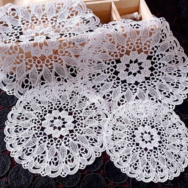 

mats & pads 3pcs hollow lace table place mat round europe embroidery tablecloth for home flower pot fireplace decoration placemat 15-35cm