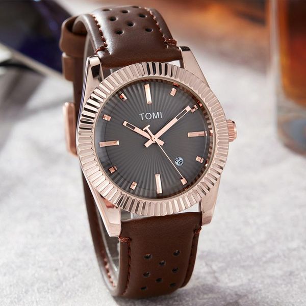 Horloges Merk Mannen Horloge Quartz Uur Klok Auto Datum Bruin Lederen Band Casual Retro Stijl Cool Man Horloges Vintage Mannelijke polshorloge