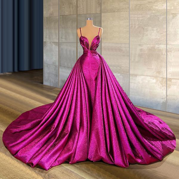 Fuchsia Meerjungfrau-Abschlussballkleider mit abnehmbarer Schleppe, Spaghetti-Ausschnitt, Überrock, Abendkleider, Partykleid, Robe de Soiree für besondere Anlässe