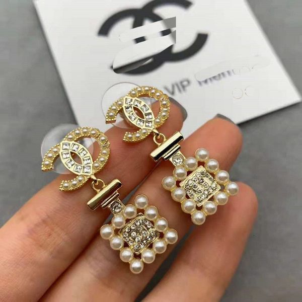 

charms new 202l perfume bottle earnail, brass 925 pearl earrings, korean character, light luxury., Golden
